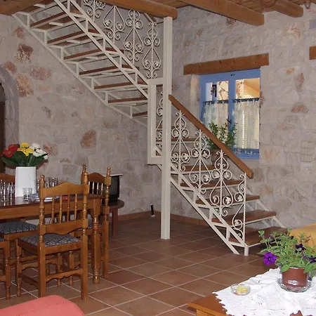 Prázdninový dům Lithos Stone House *