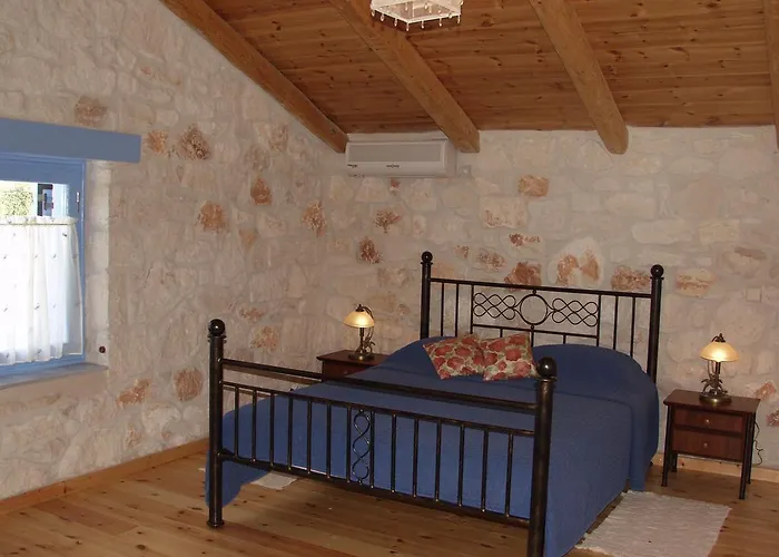 Hébergement de vacances Lithos Stone House Vasilikí
