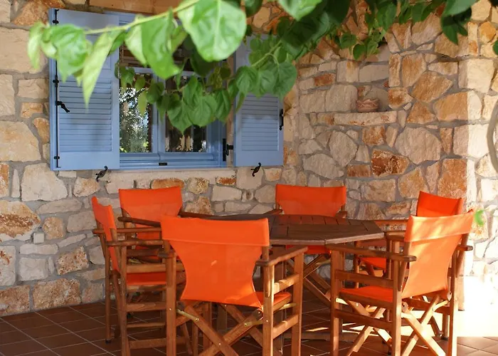 Casa vacanze Lithos Stone House Vasilikí