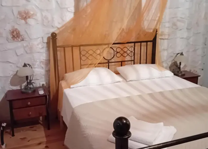 Prázdninový dům Lithos Stone House *